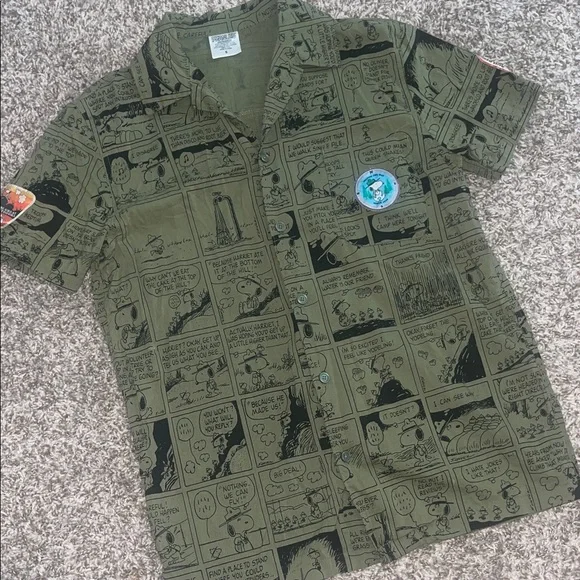 Peanuts Olive Comic Print Men's Shirt size small beagle scout - Picture 6 of 13
